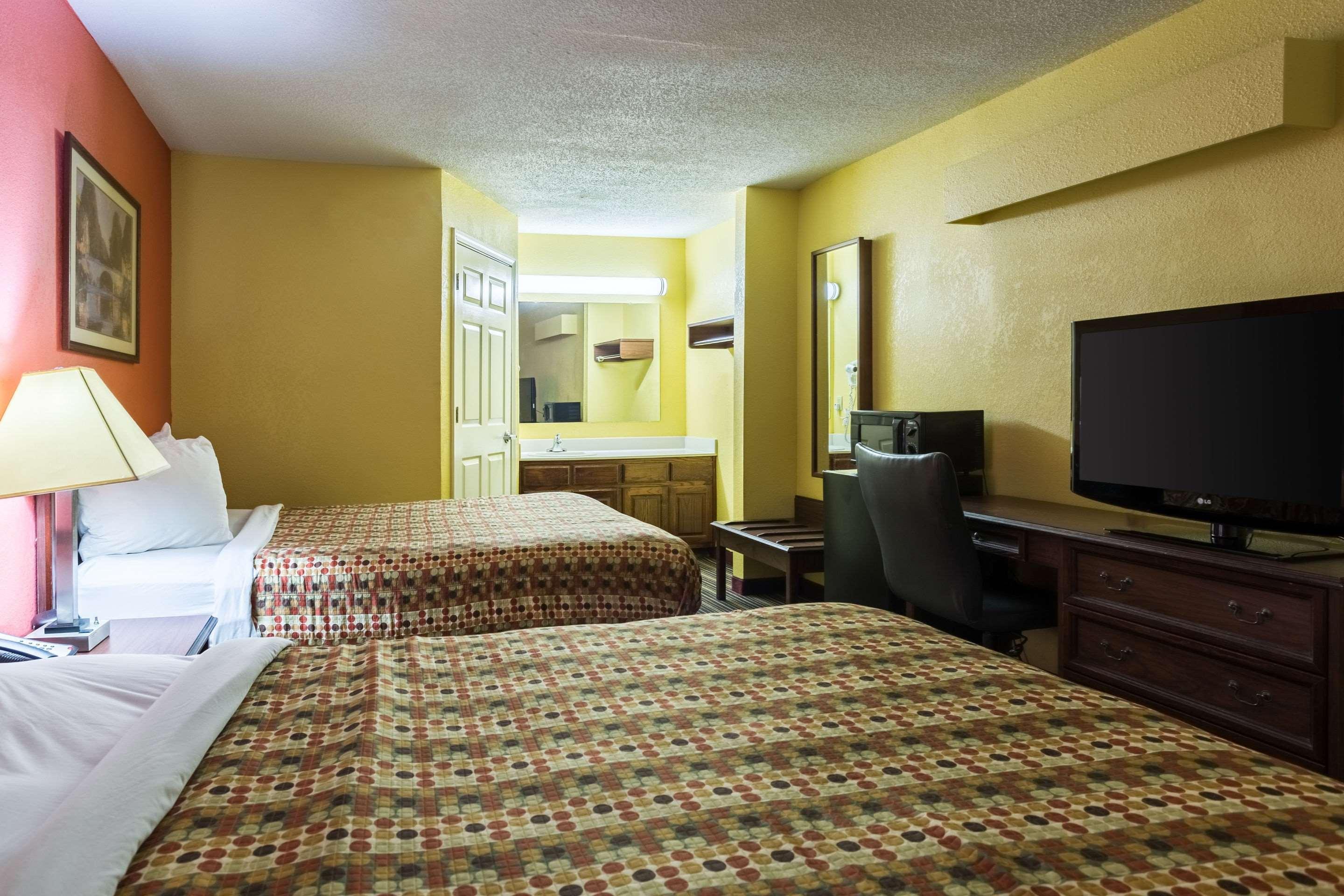 Econo Lodge Tupelo Exteriér fotografie